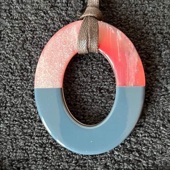 Resin 2 Tone Oval on Fabric Cord - Picture 1 of 5